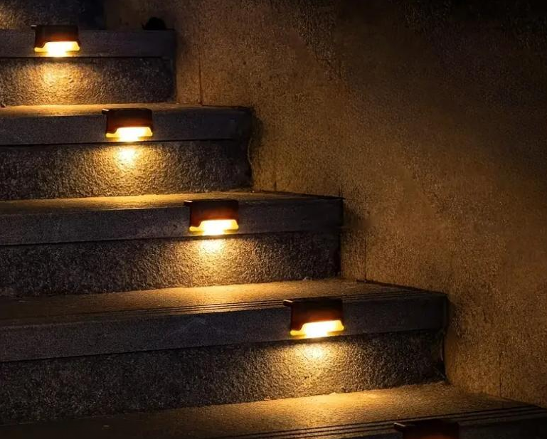 Luces solares para exteriores